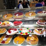 Mexicans love jelly cakes.